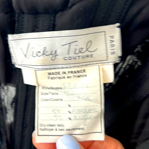 FABULOUS VICK TIEL STRAPLESS EVENING DRESS, MADE IN FRANCE - Picture 6 of 6